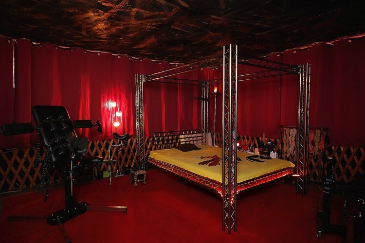 Zürich Tantra (Bergdietikon) - Erotic Massage in Bergdietikon, Switzerland