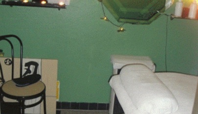 Wellness Oase - Erotic Massage in Birsfelden, Switzerland