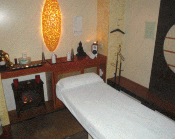 Wellness Oase - Erotic Massage in Birsfelden, Switzerland