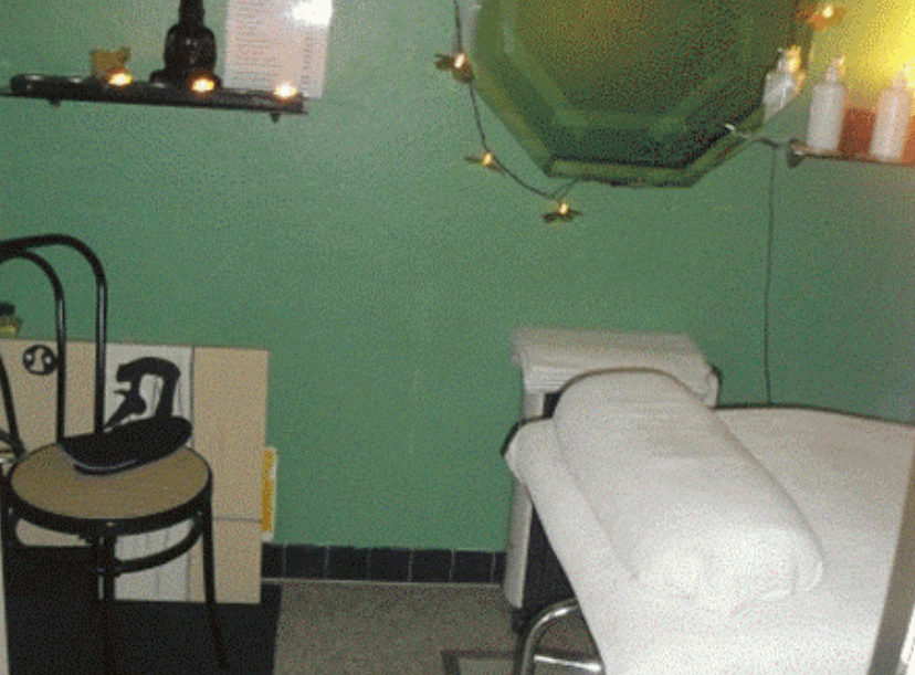 Wellness Oase - Erotic Massage in Birsfelden, Switzerland
