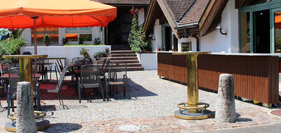 Miamor Contact Bar - Nightclub in Brunnen, Switzerland