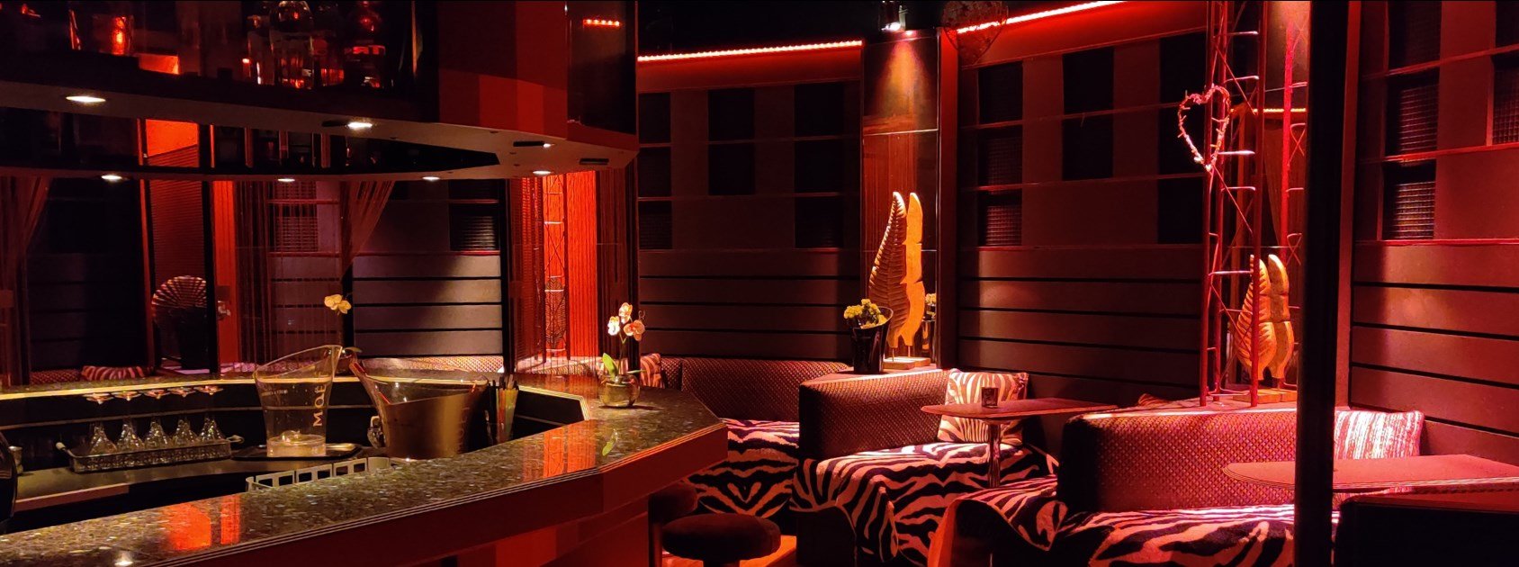Cabaret P'tit Bus - Nightclub in Delemont, Switzerland