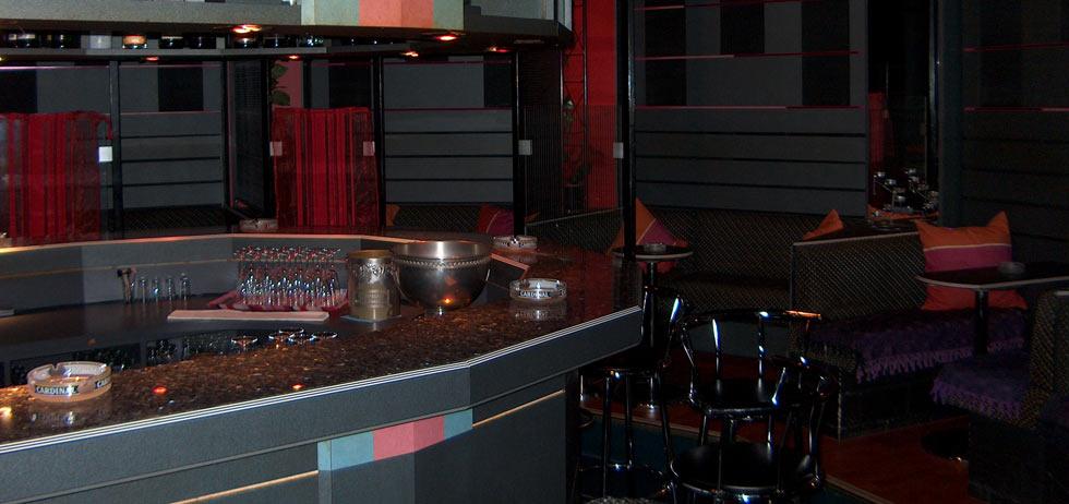 Cabaret P'tit Bus - Nightclub in Delemont, Switzerland
