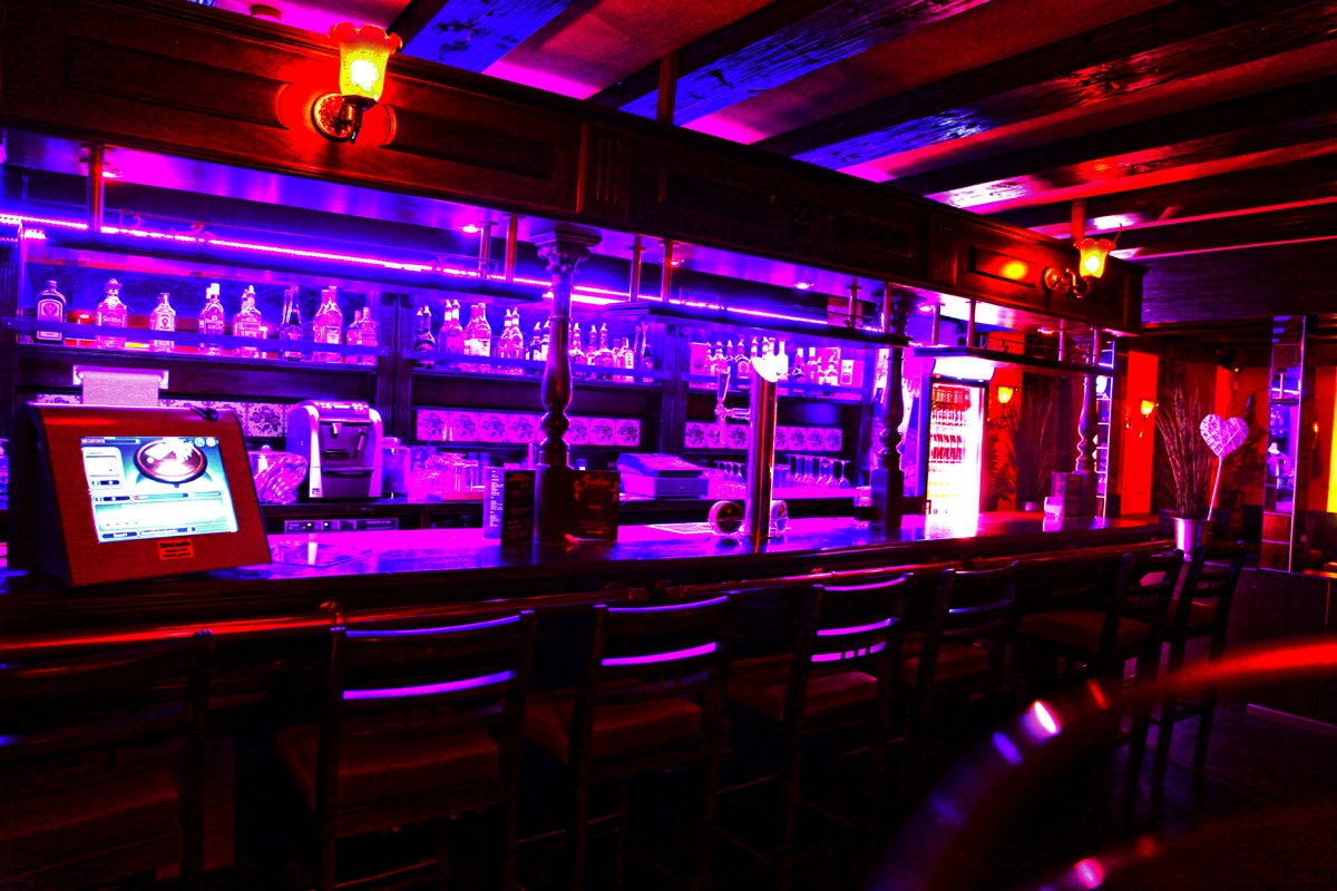 Prestige Bar - Nightclub in Embrach, Switzerland