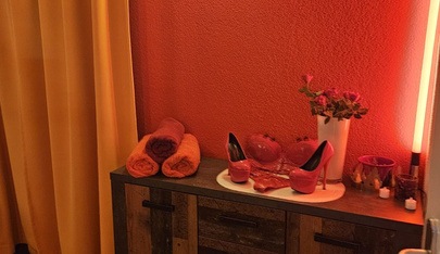 Erotikstudio Lora - Erotic Massage in Emmen, Switzerland