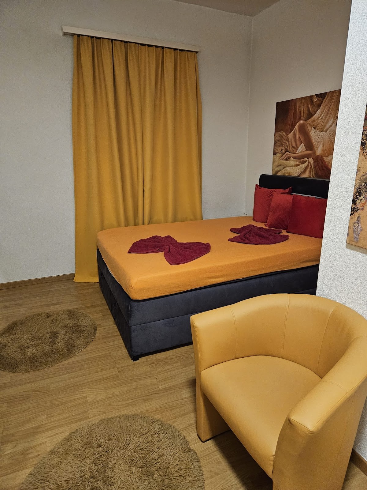 Erotikstudio Lora - Erotic Massage in Emmen, Switzerland