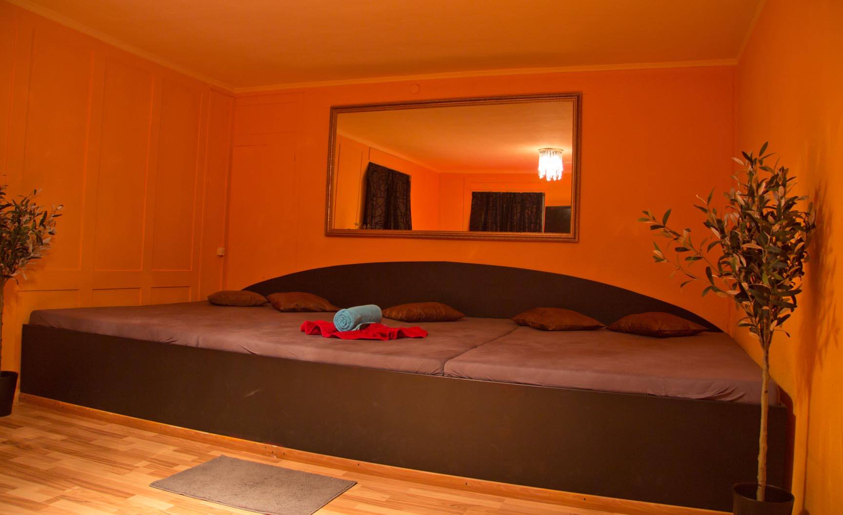 Big Apple Kontaktbar - Nightclub in Frauenfeld, Switzerland