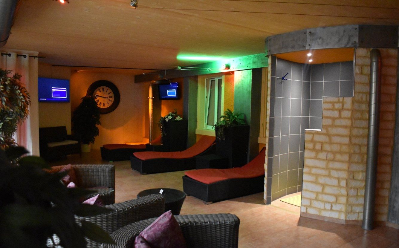 Gebi Wellness Club - Fkk in Gebenstorf, Switzerland