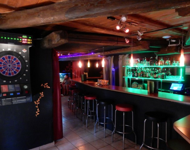 Chafer Kontakt Bar - Nightclub in Holderbank, Switzerland