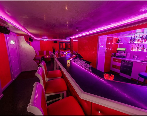 Ambiente Kontaktbar Kreuzlingen - Kontaktbar, Studio & Escort Service - Nightclub in Kreuzlingen, Switzerland