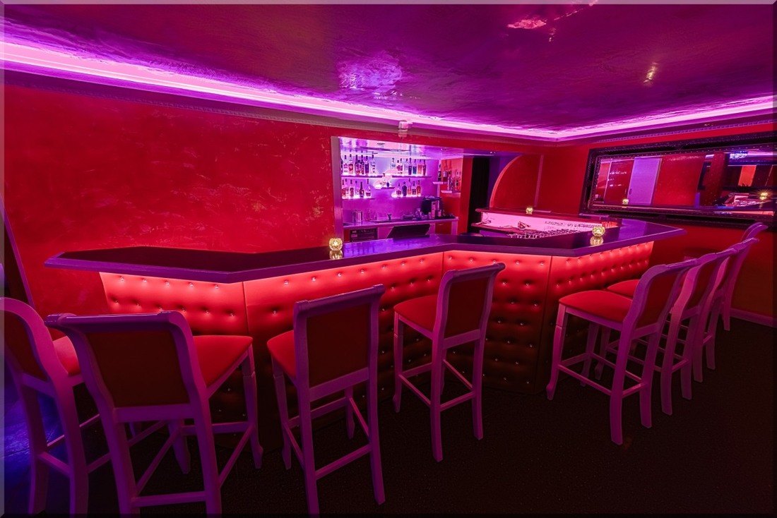Ambiente Kontaktbar Kreuzlingen - Kontaktbar, Studio & Escort Service - Nightclub in Kreuzlingen, Switzerland