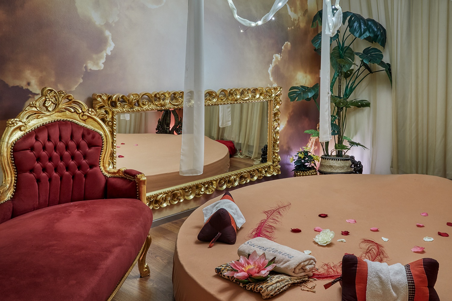 Sacred Tantra Erotische Massage Und Liebesrituale - Erotic Massage in Kriens, Switzerland