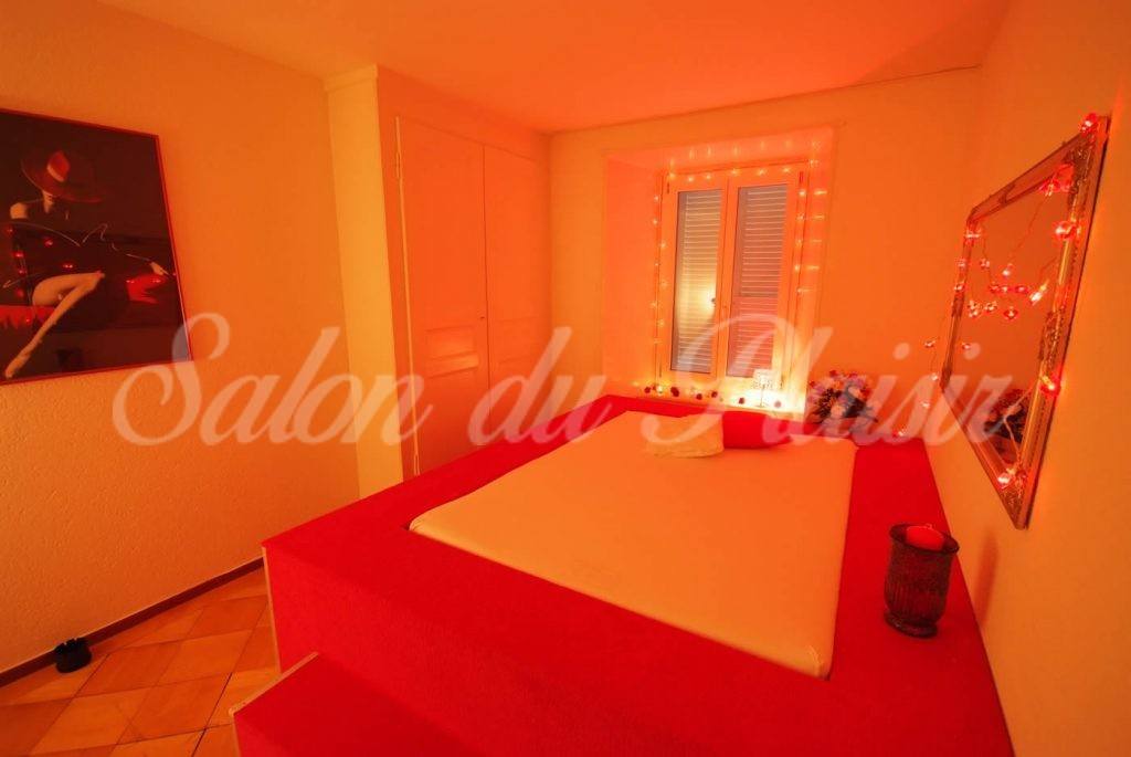 Salon Du Plaisir - Erotic Massage in Le Locle, Switzerland