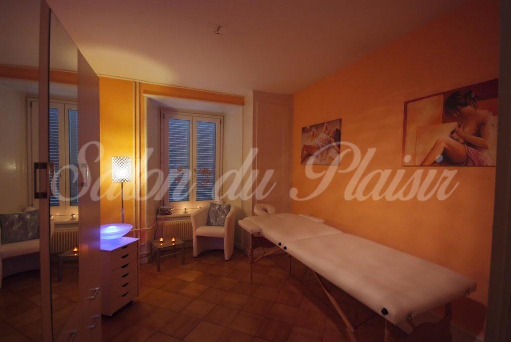 Salon Du Plaisir - Erotic Massage in Le Locle, Switzerland
