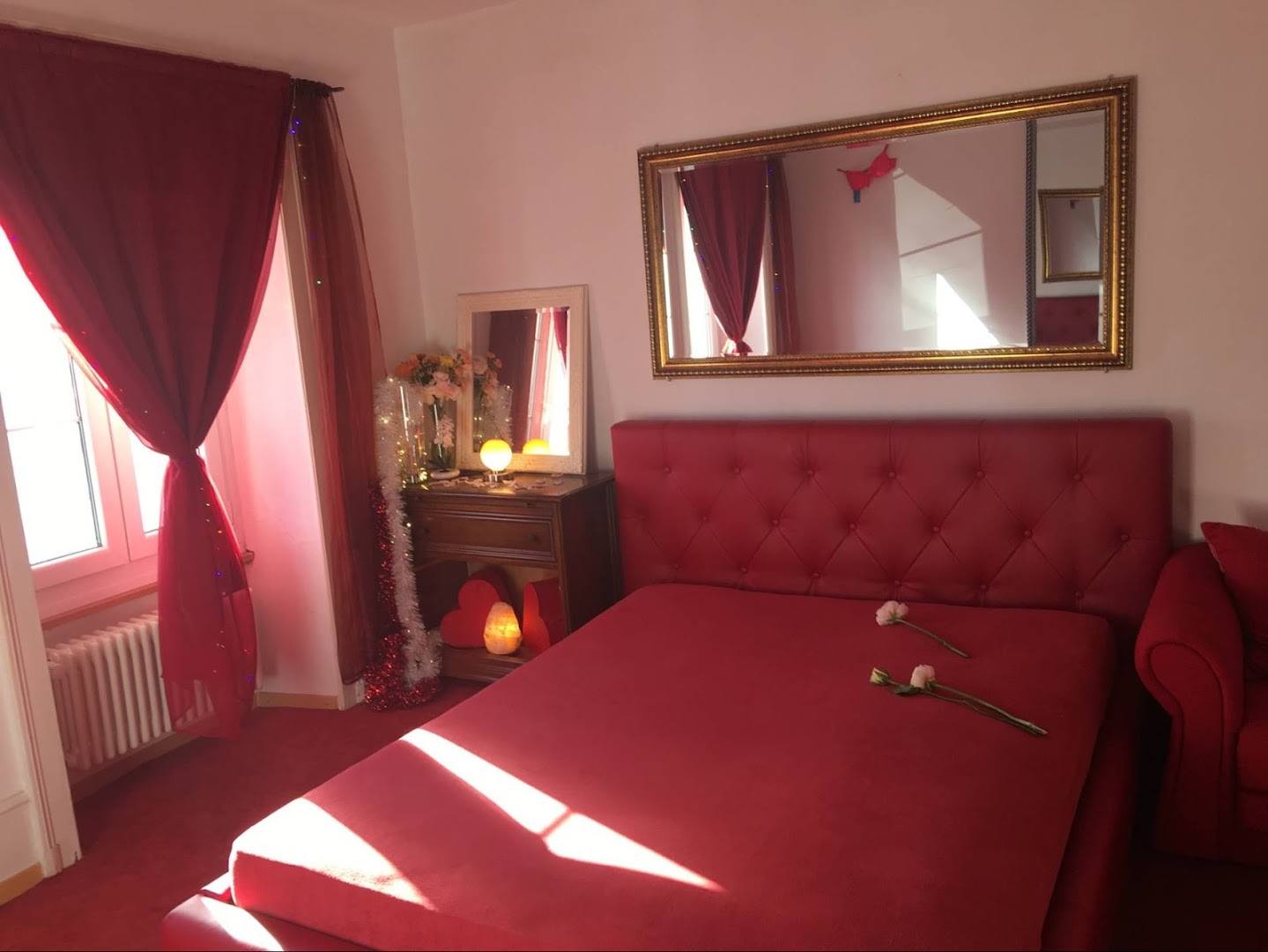 Sherlock Girls, Salon De Massage érotique - Erotic Massage in Moudon, Switzerland