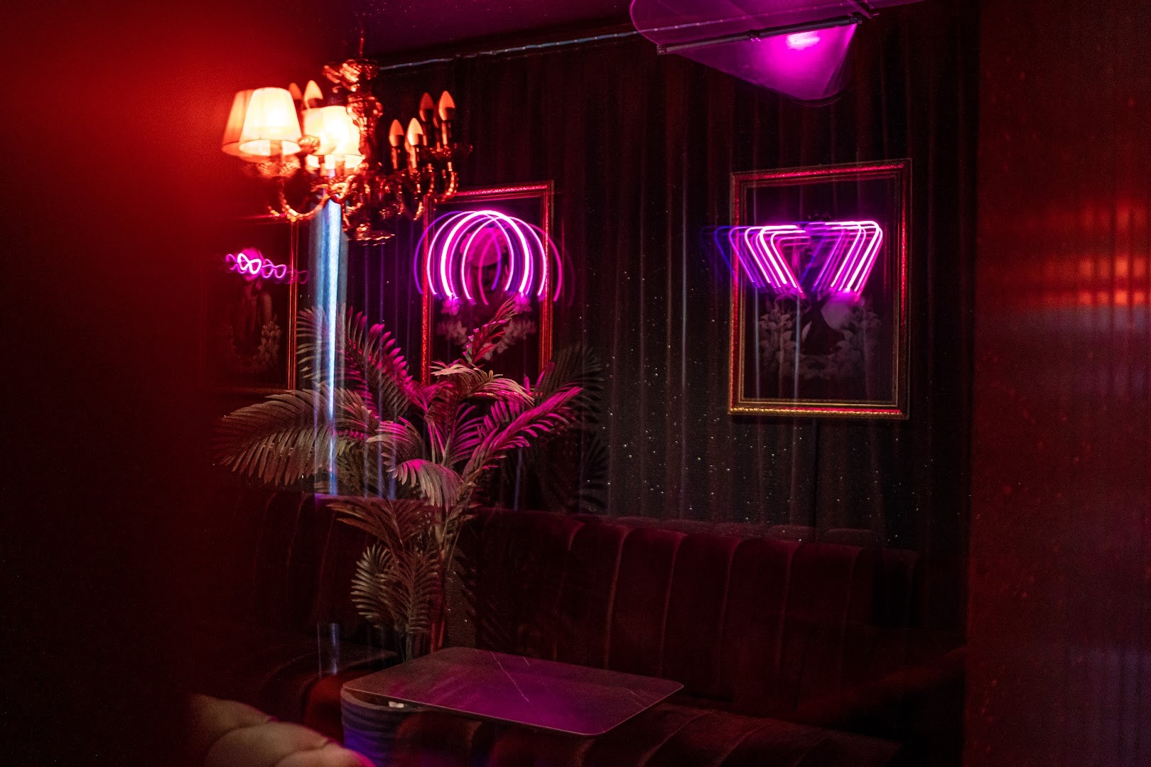Club Millenium Kontaktbar - Nightclub in Neftenbach, Switzerland