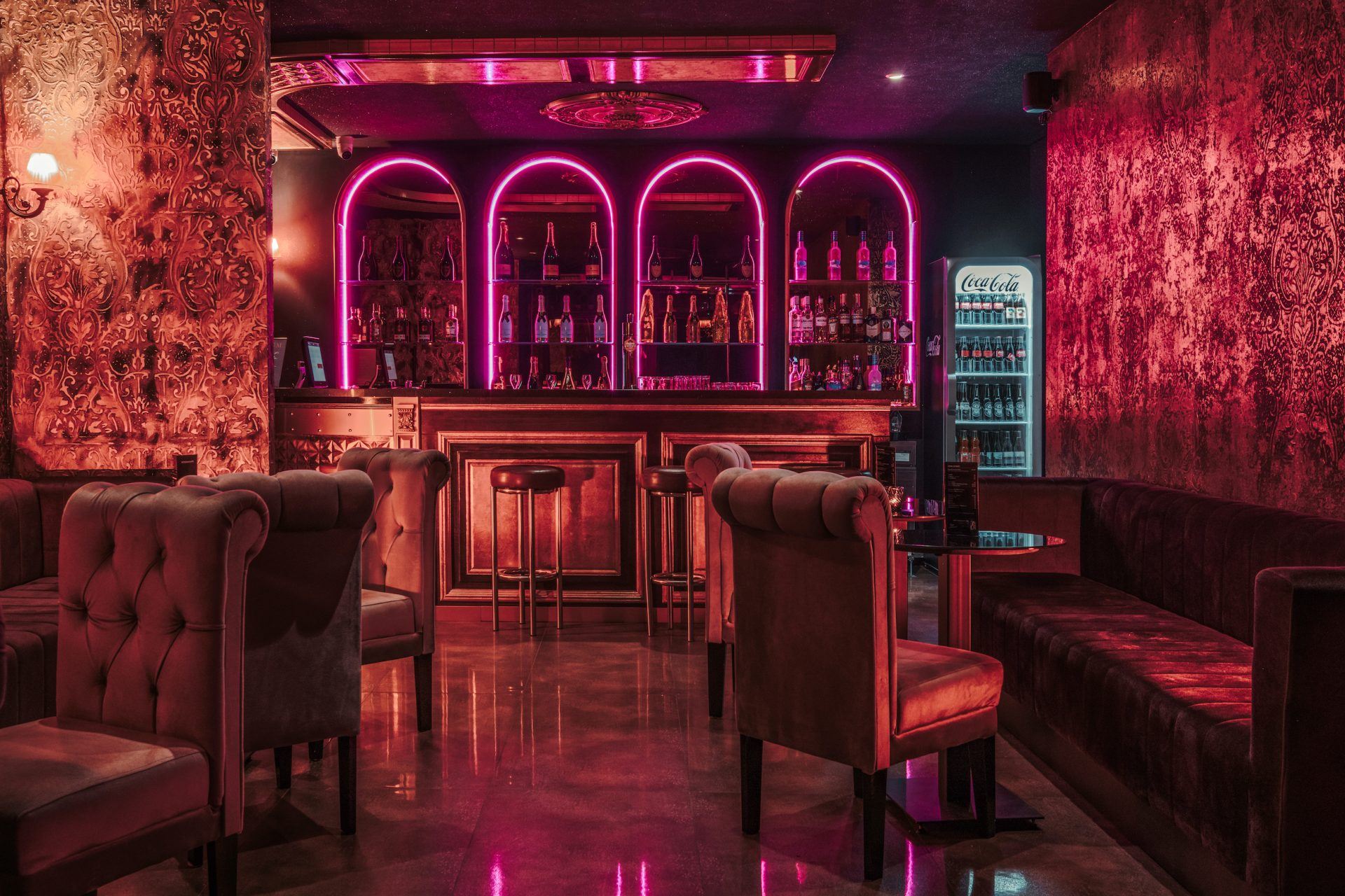 Club Millenium Kontaktbar - Nightclub in Neftenbach, Switzerland