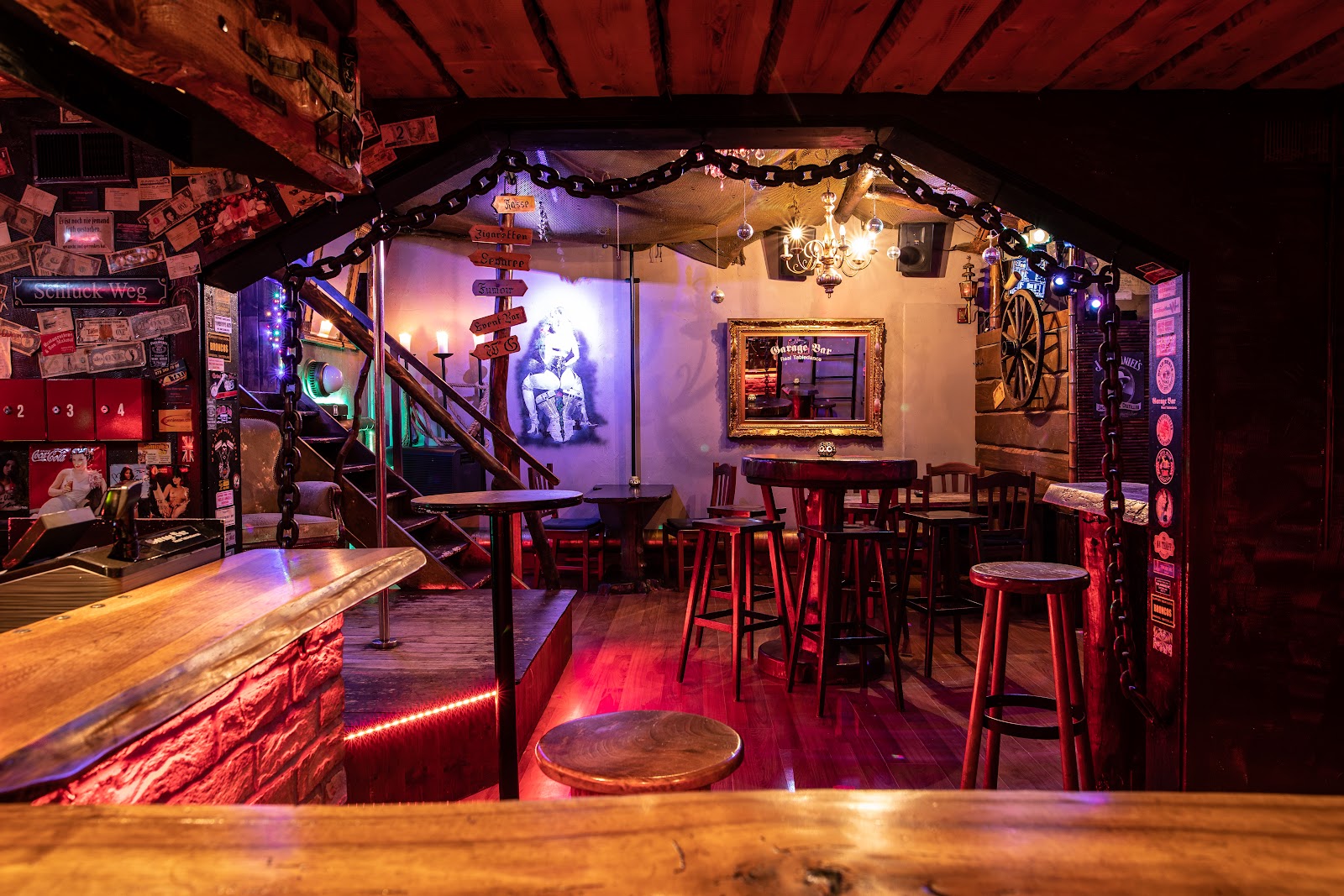 Garage Bar - Nightclub in Neftenbach, Switzerland