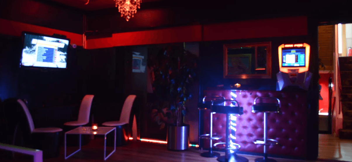 Pinky House - Nightclub in Oftringen, Switzerland
