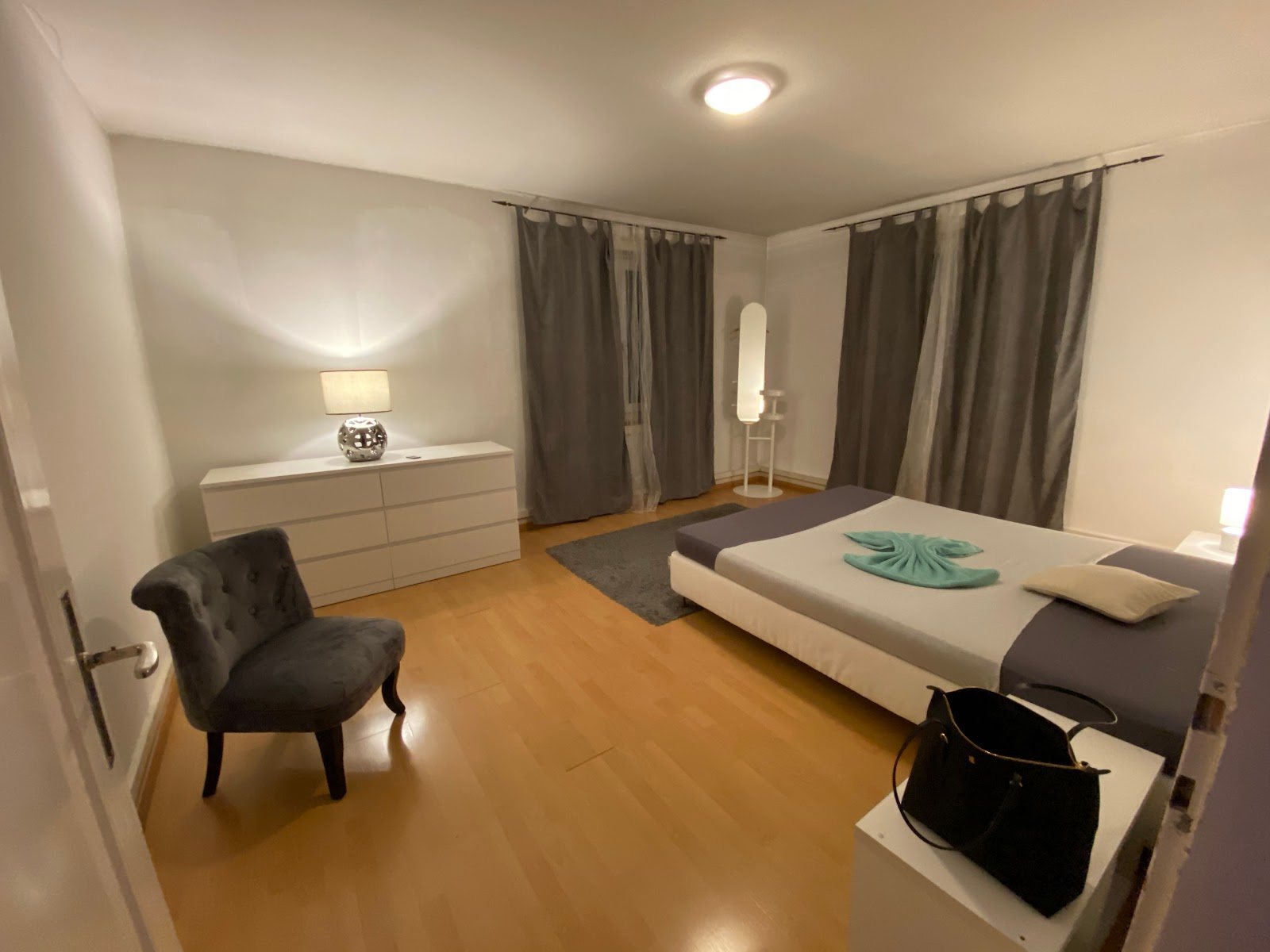 Diamond Rooms - Brothel in Opfikon, Switzerland