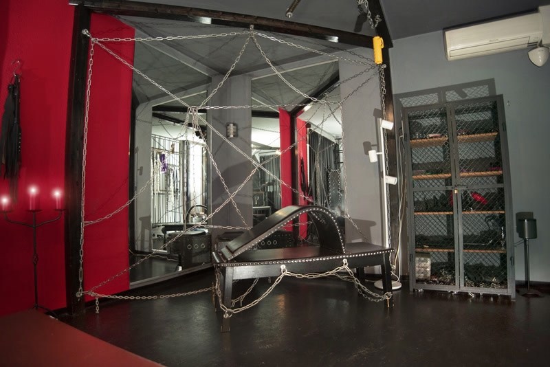 Studio Flypoint - Brothel in Opfikon, Switzerland