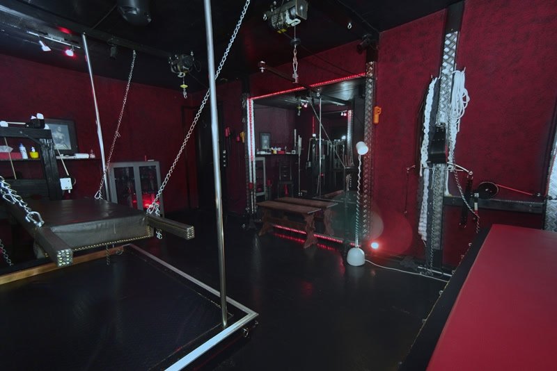 Studio Flypoint - Brothel in Opfikon, Switzerland