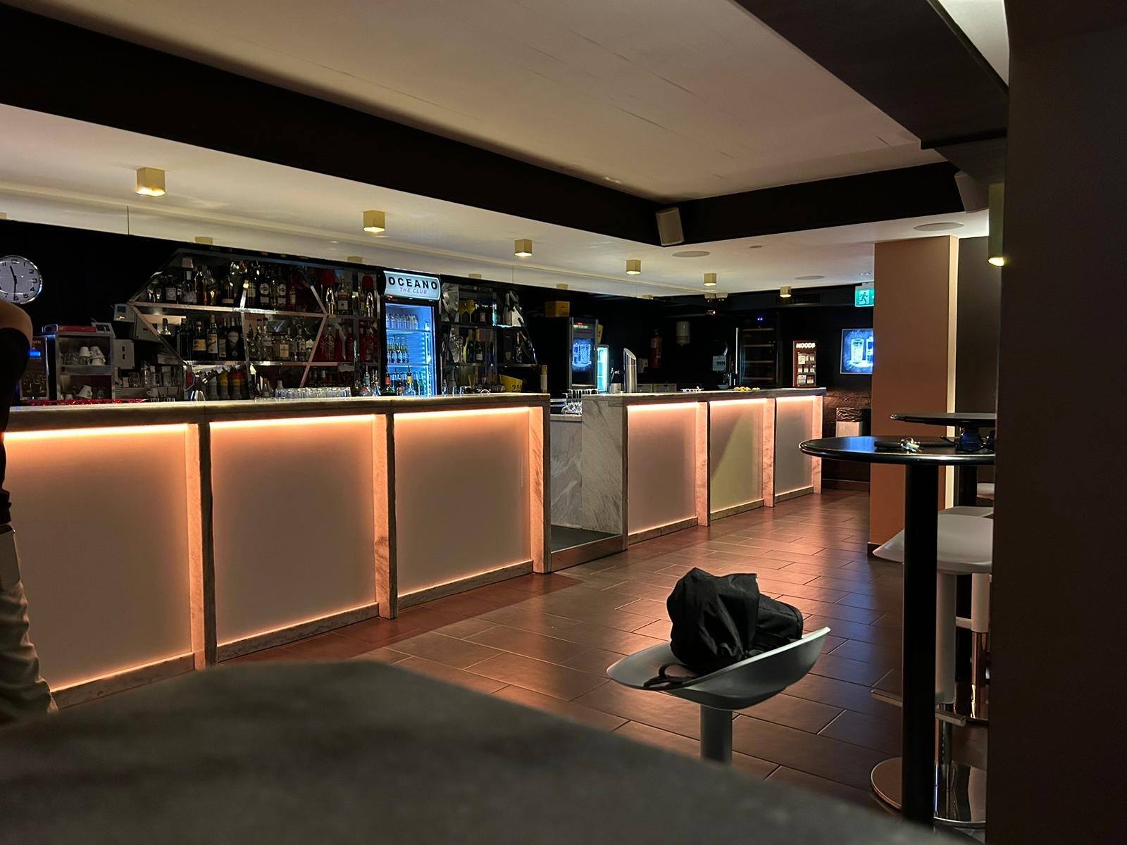 Bar Oceano - Nightclub in Pazzallo, Switzerland