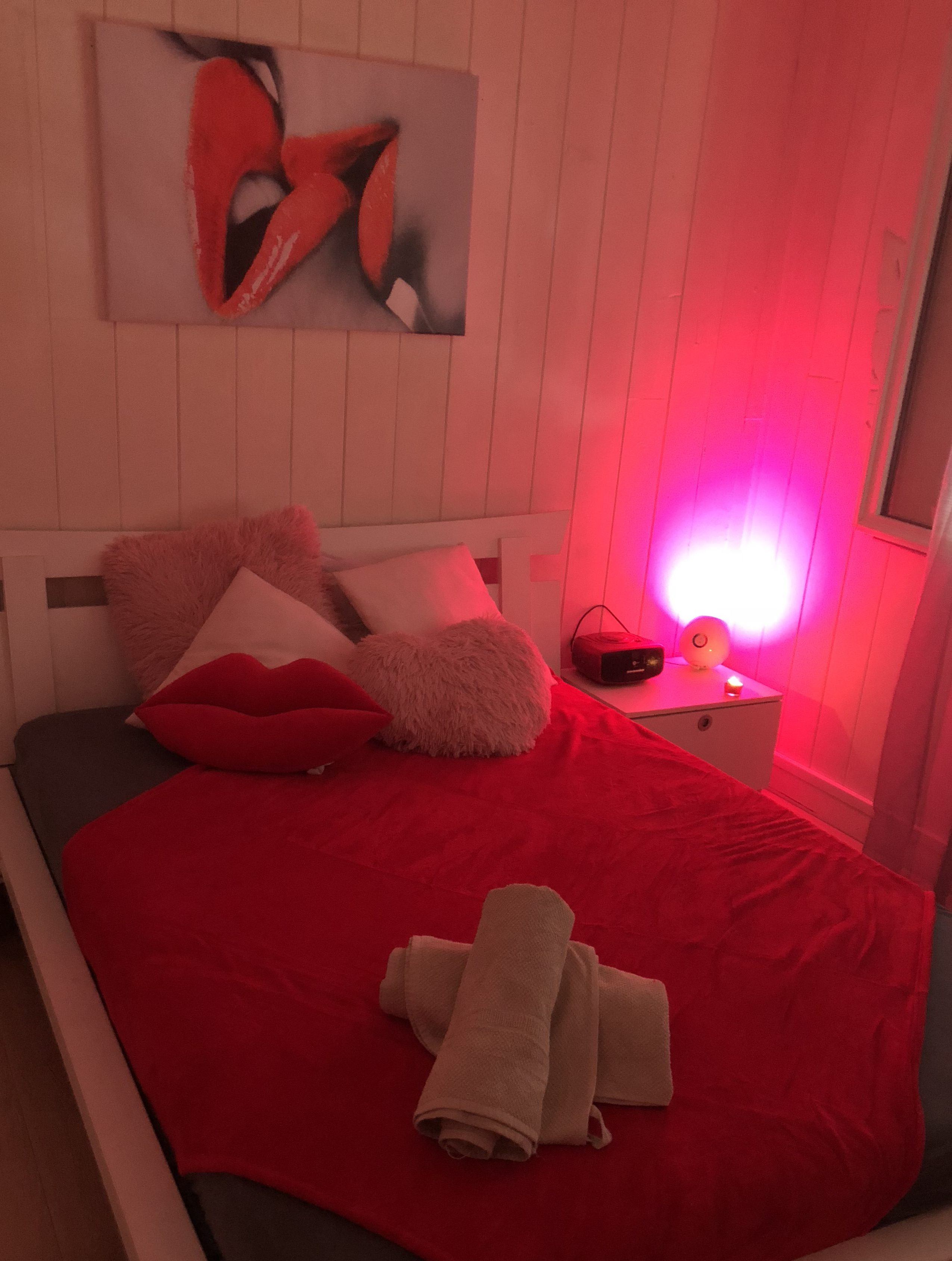 Angel's Villa - Erotic Massage in Plan Les Ouates, Switzerland