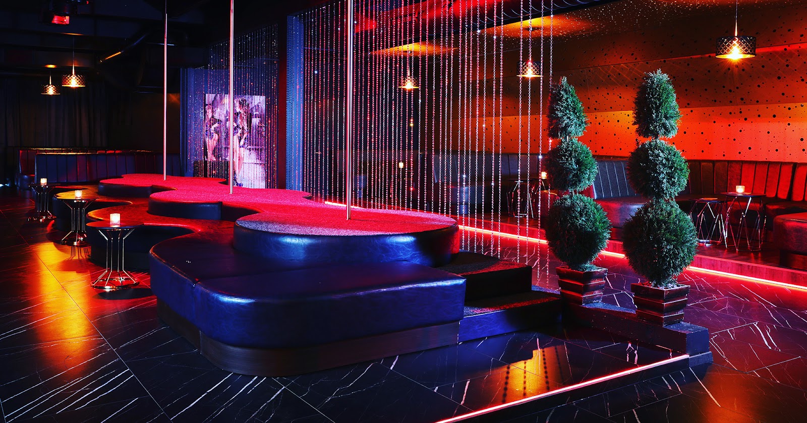 Club Aphrodite - Fkk in Roche, Switzerland