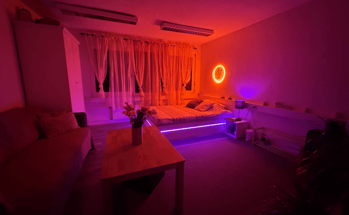Salon & Bar Suleik Girl - Erotic Massage in Rose, Switzerland
