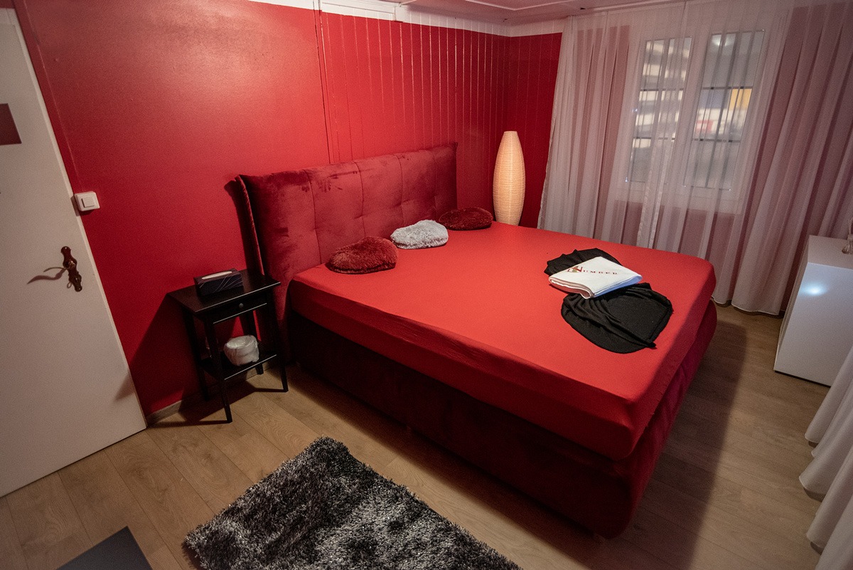 Studio Number 1 - Erotic Massage in Spreitenbach, Switzerland
