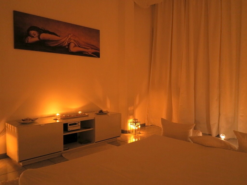 Najad Massagi Tantra - Erotic Massage in Vacallo, Switzerland
