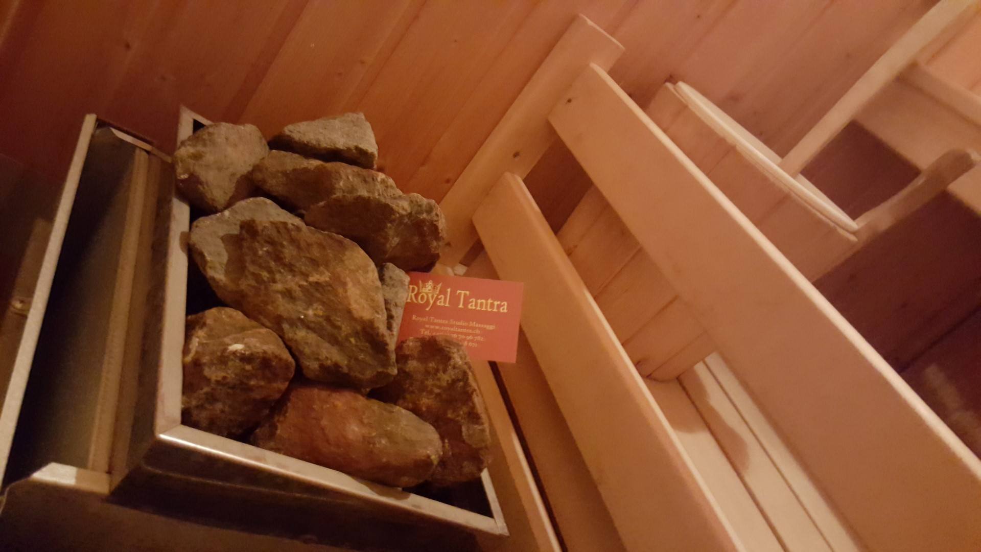 Royal Tantra - Locale Erotico - Erotic Massage in Vacallo, Switzerland