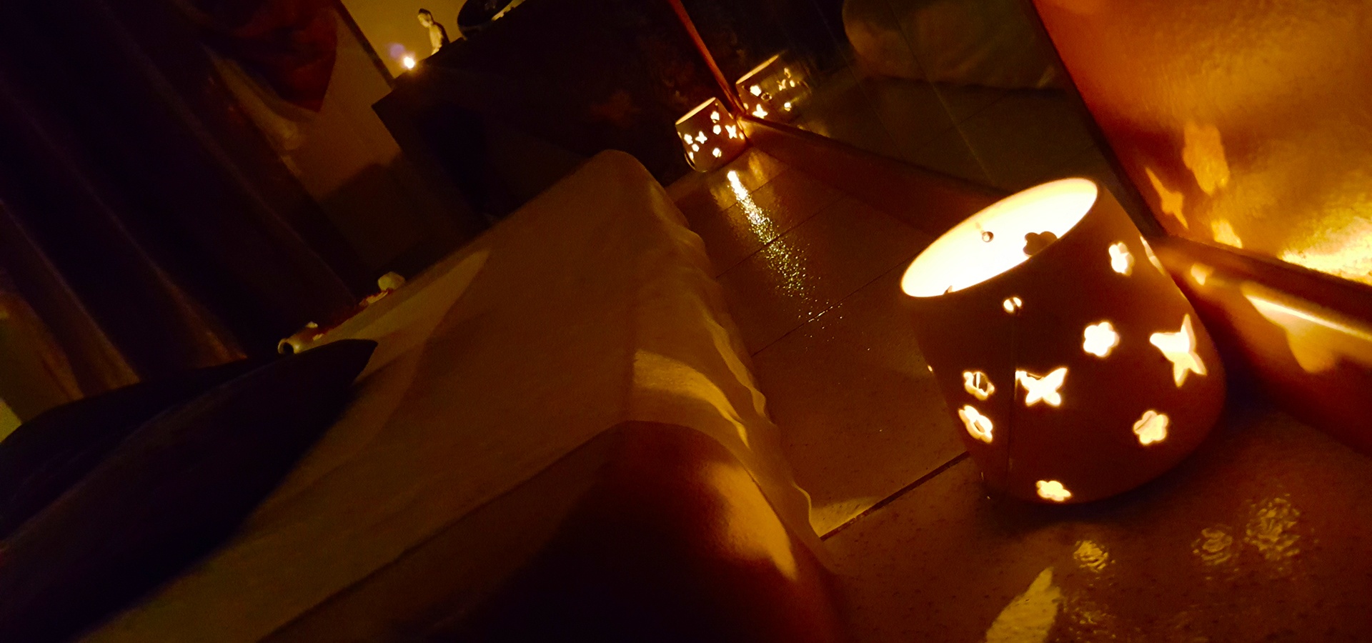 Royal Tantra - Locale Erotico - Erotic Massage in Vacallo, Switzerland
