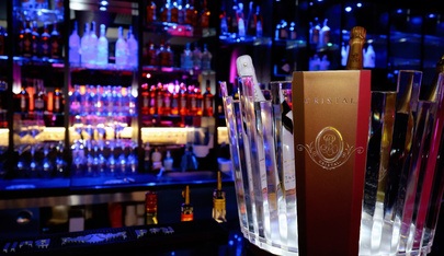 Crystal Club & Lounge | Stripclub | Tabledance | Live Shows | Nightclub - Nightclub in Volketswil, Switzerland
