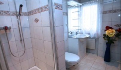 Bar Red House - Nightclub in Wartau, Switzerland