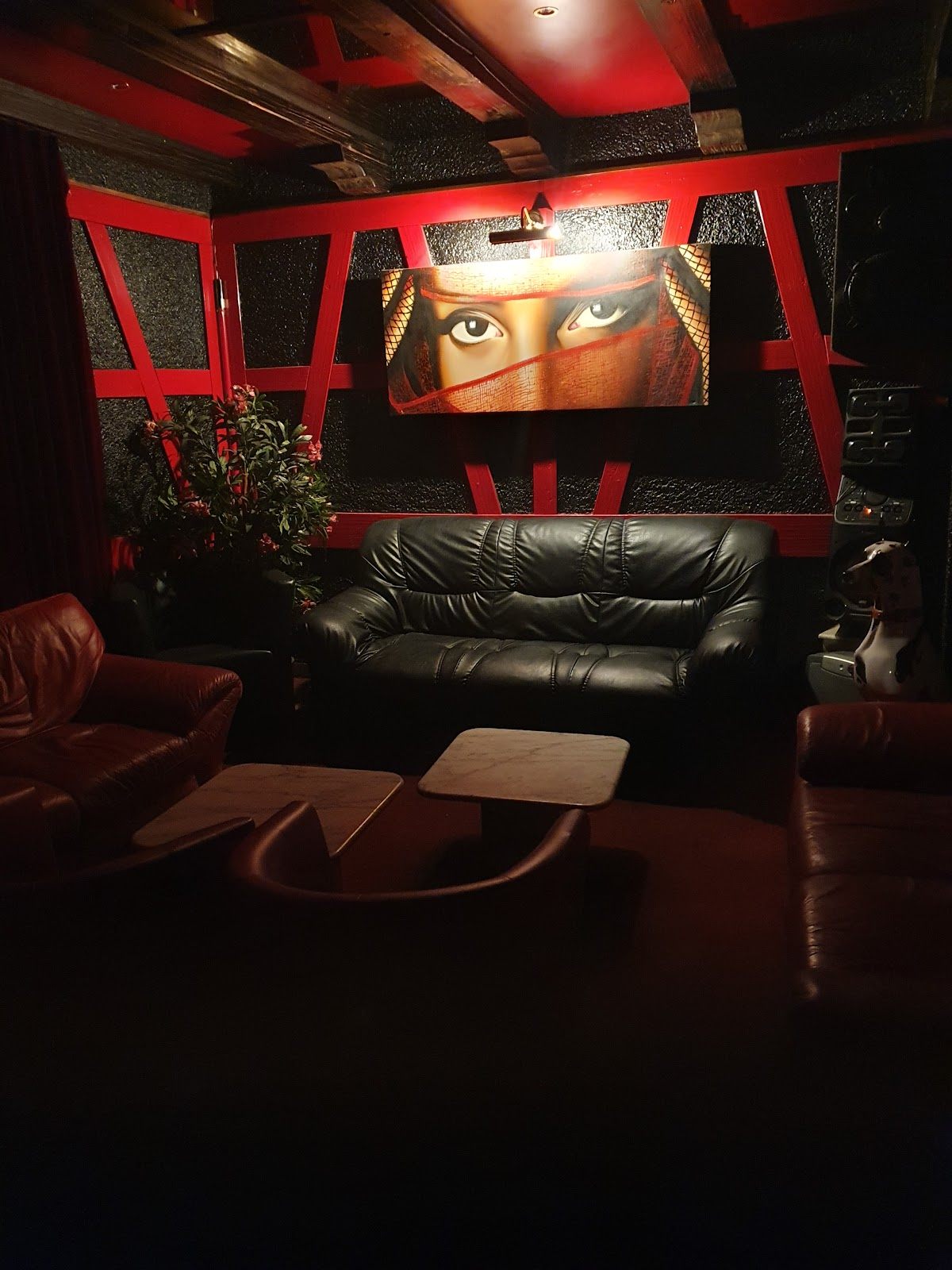 Bar Red House - Nightclub in Wartau, Switzerland