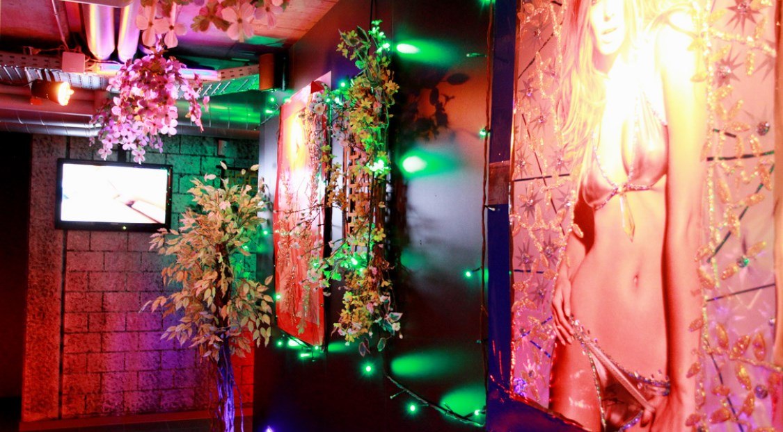 Cruising World Kirchberg - Swinger Club in Wil, Switzerland