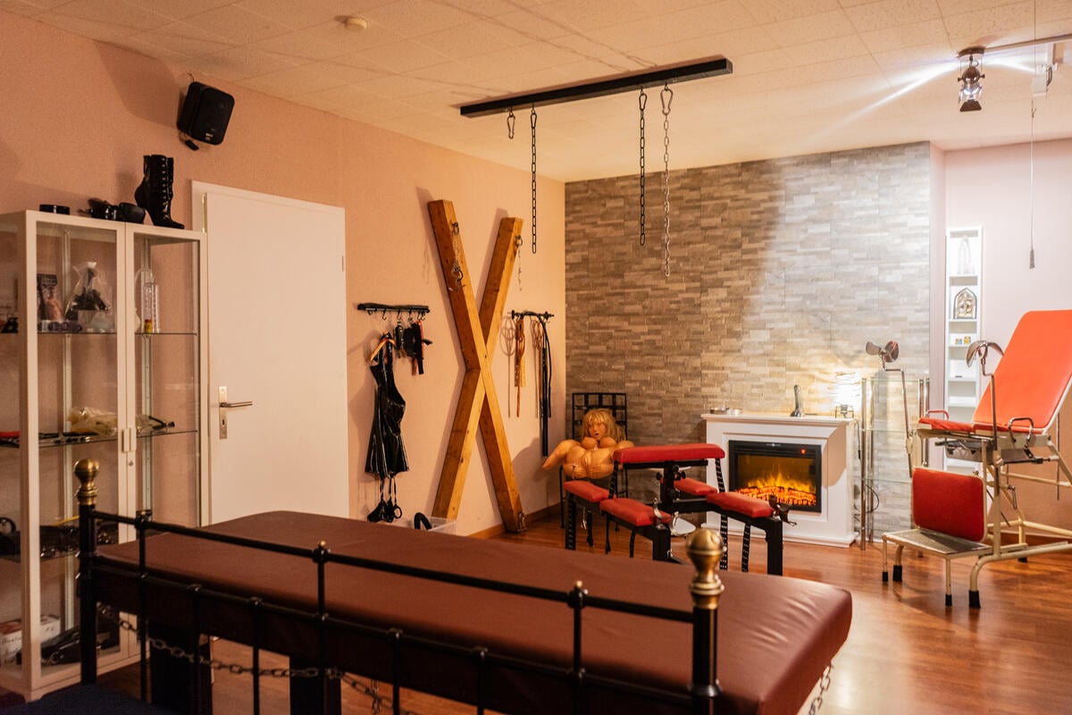 Lisa Girls - Brothel in Zofingen, Switzerland