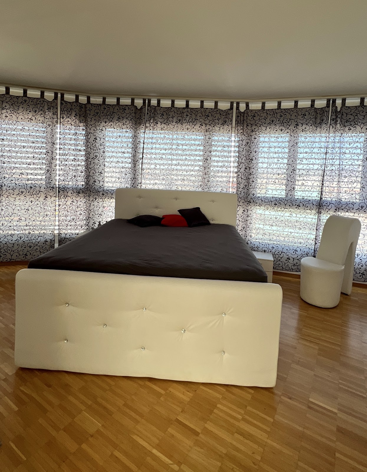 Private Girls @ Luxescort Zug - Escort Agency in , Switzerland