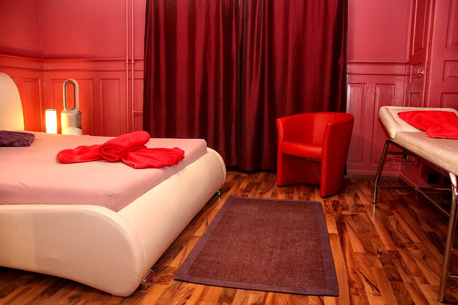 Beauty Latinas - Brothel in Zurich, Switzerland