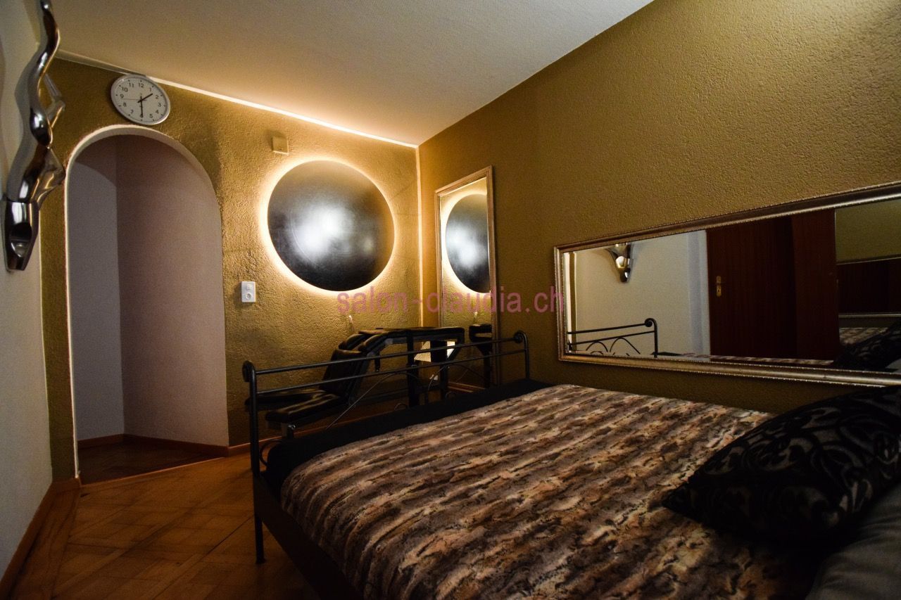 Salon Claudia - Brothel in Zurich, Switzerland