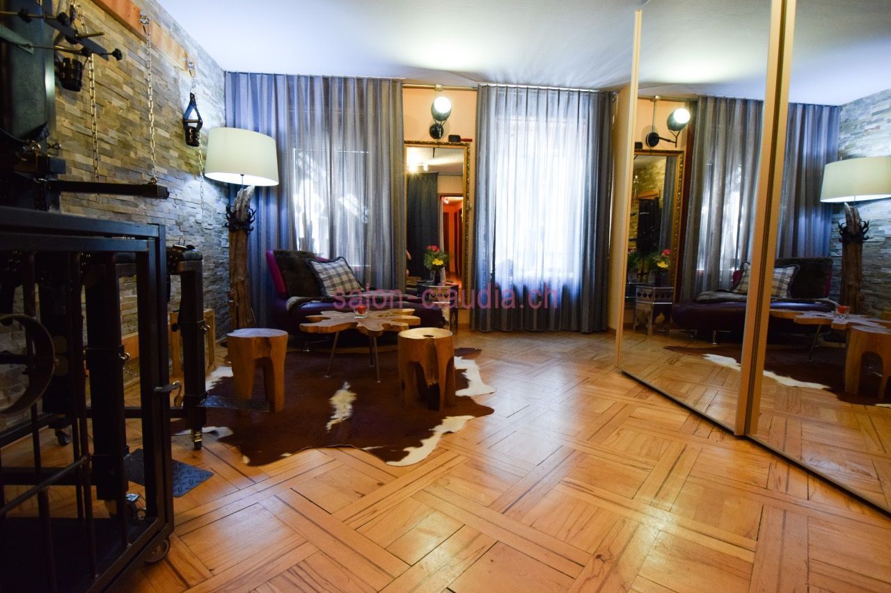Salon Claudia - Brothel in Zurich, Switzerland