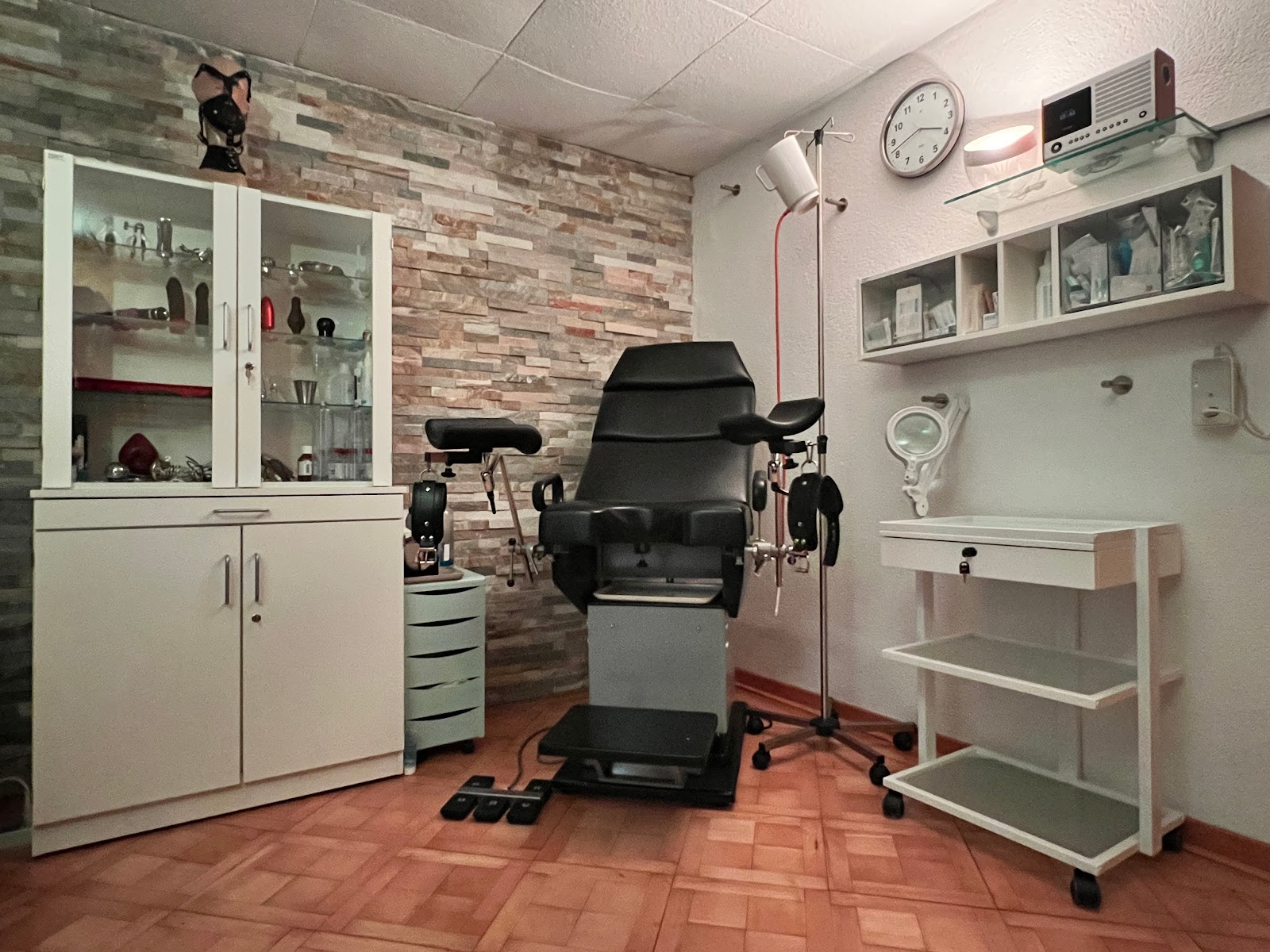 Salon Claudia - Brothel in Zurich, Switzerland