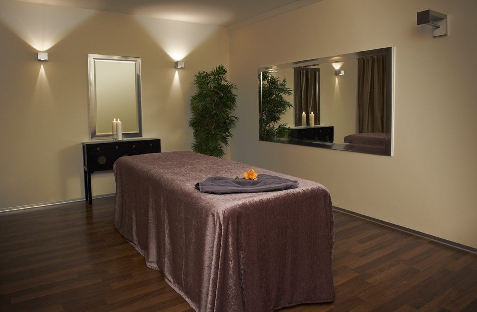 Andana Massagen | Tantra- & Erotik-Massagen In Zürich - Erotic Massage in Zurich, Switzerland