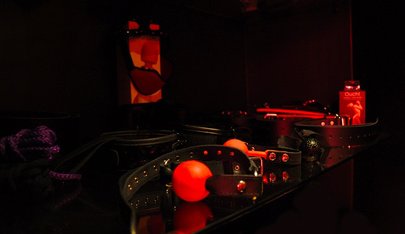 Maxim Club - Erotic Massage in Zurich, Switzerland