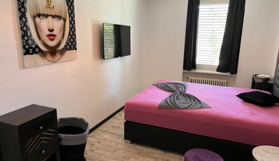 May Li's Massage Studio - Erotic Massage in Zurich, Switzerland