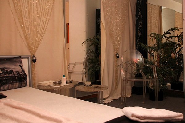 Studio Sunneschi - Erotic Massage in Zurich, Switzerland