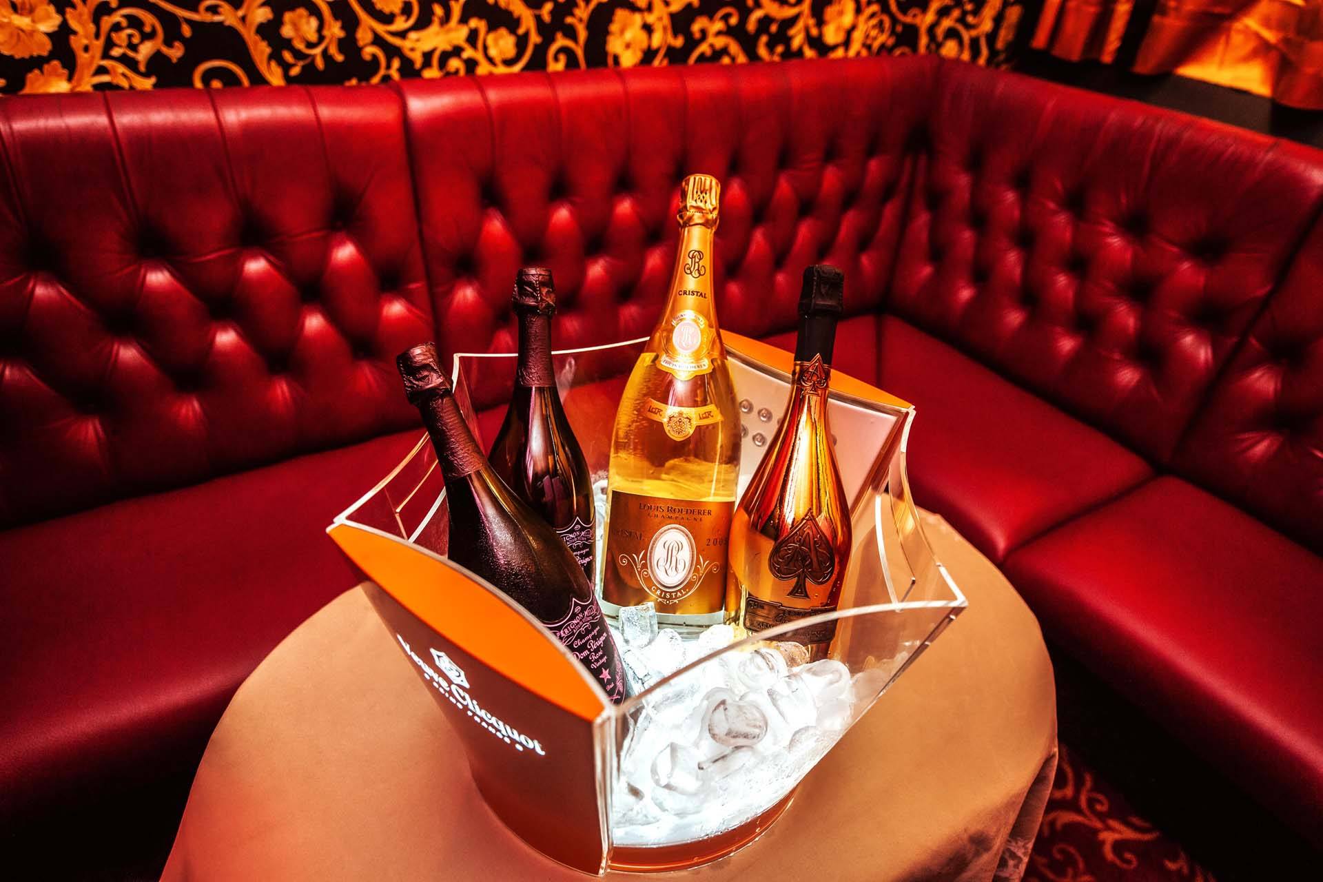 Club Privé - Strip Club, Cabaret & Nightclub - Nightclub in Zurich, Switzerland