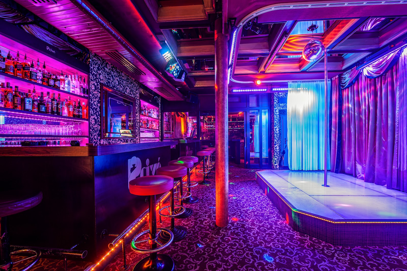 Club Privé - Strip Club, Cabaret & Nightclub - Nightclub in Zurich, Switzerland